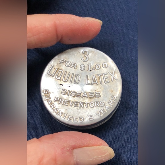 VINTAGE Circa 1930s TIN LIQUID-LATEX 3 /$1.00 Aluminum - Picture 4 of 5